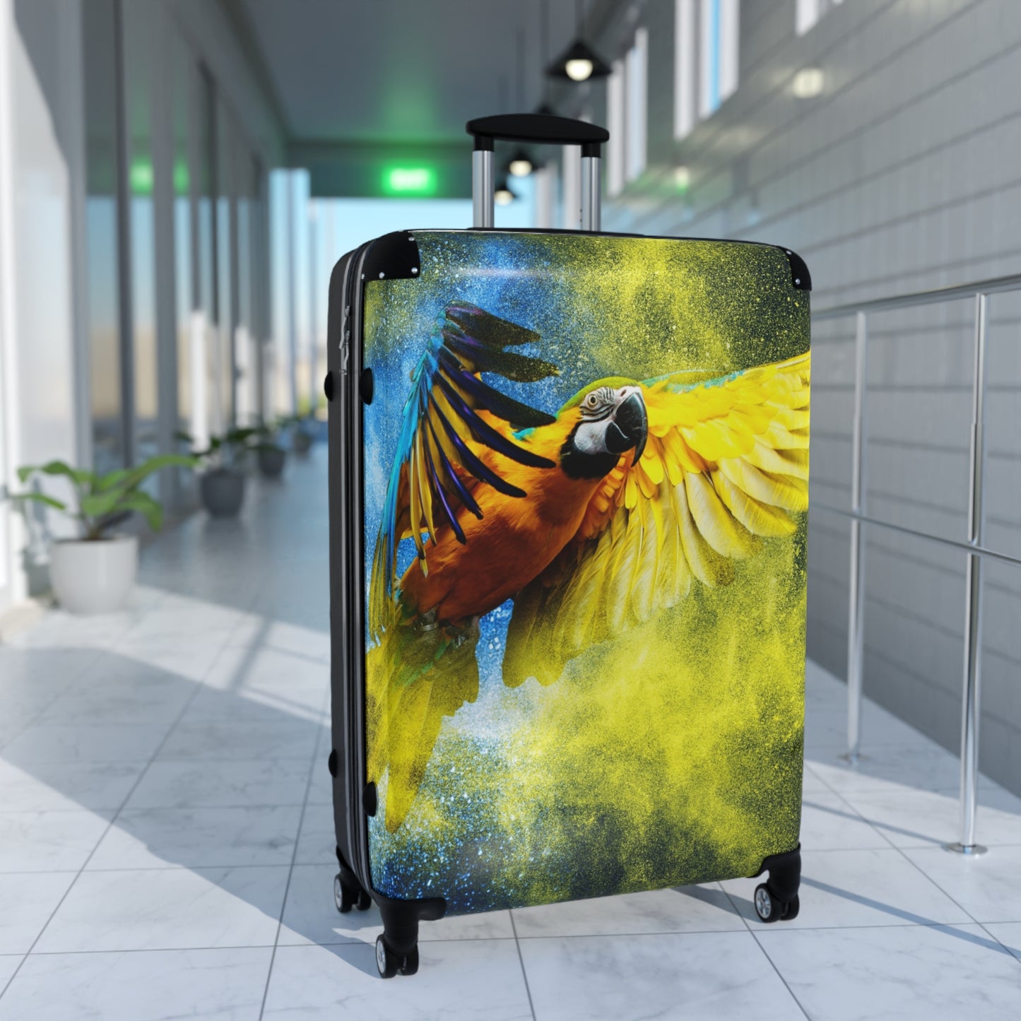 Animals Blue Yellow Macaw Carry-On Suitcase - Stylish Luggage for Travelers