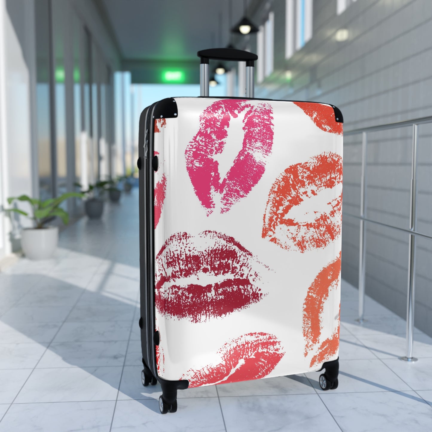 Abstract Kiss Pattern Art Carry-On Suitcase - Stylish Luggage for Travelers