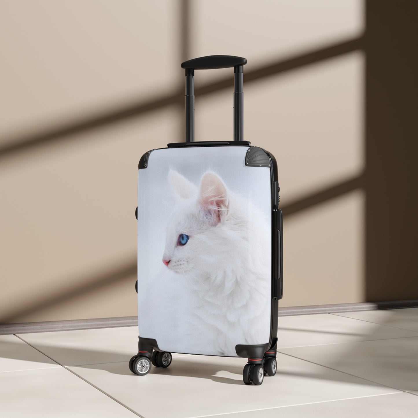 Animals Kitten White Carry-On Suitcase - Stylish Luggage for Travelers